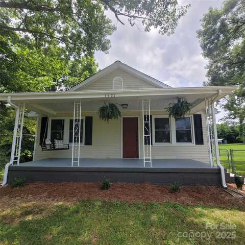 4421 Linwood Road, Gastonia, NC 28052