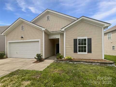 10328 Kempsford Drive, Charlotte, NC 28262