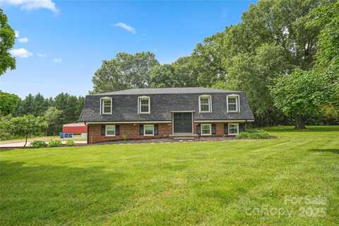 1867 Shannon Drive, Conover, NC 28613