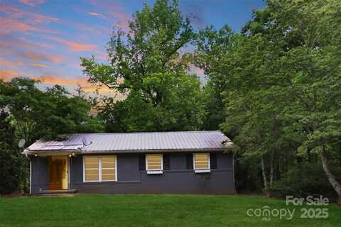 815 Peniel Road, Columbus, NC 28722