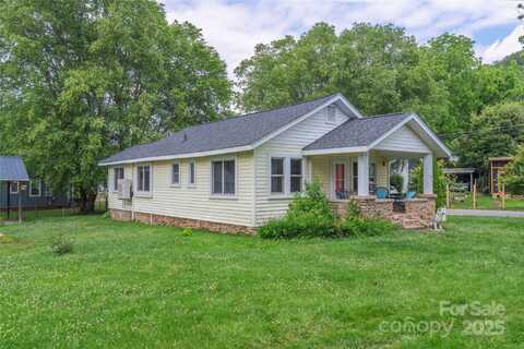 10 Poplar Street, Waynesville, NC 28786