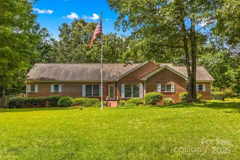 1760 Jacobs Way, Sherrills Ford, NC 28673