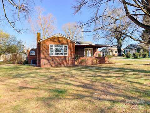 176 Travis Loop, Statesville, NC 28625