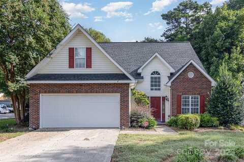 3428 Cranberry Nook Court, Charlotte, NC 28269