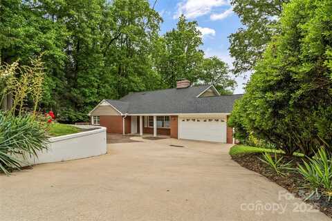 34 Westridge Drive, Asheville, NC 28803