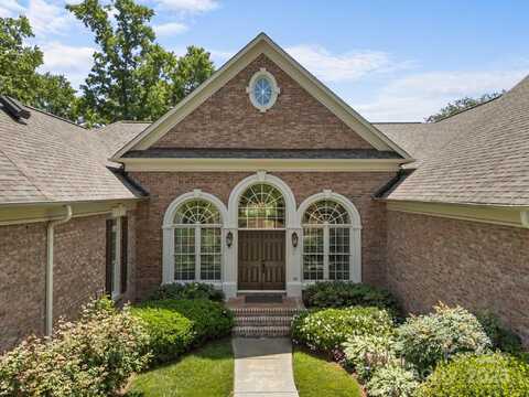 1629 Southpoint Lane, New London, NC 28127