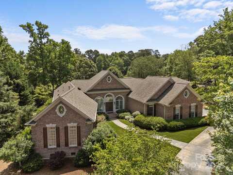 1629 Southpoint Lane, New London, NC 28127