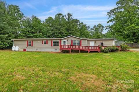 255 Jackson Loop Road, Flat Rock, NC 28731