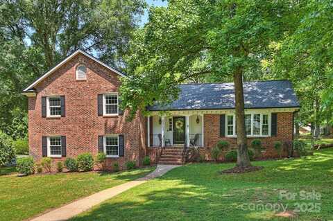 2301 Seth Thomas Road, Charlotte, NC 28210