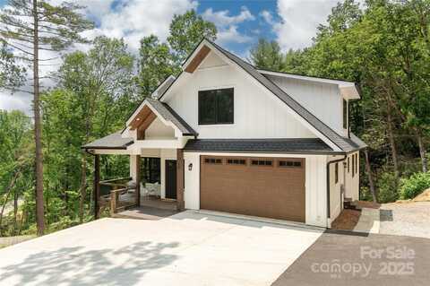 19 Terrace Forest Trail, Horse Shoe, NC 28742
