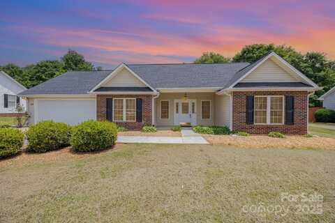 169 Charleston Ridge Drive, Mocksville, NC 27028