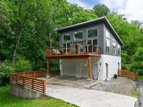 421 Sand Hill Road, Asheville, NC 28806