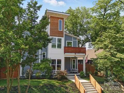 708 Cross Trail Drive, Charlotte, NC 28204