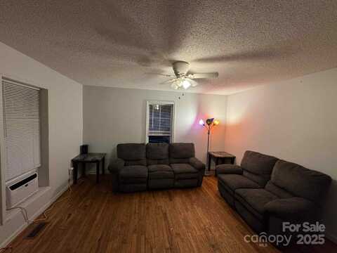 128 Pine Street, Shelby, NC 28152