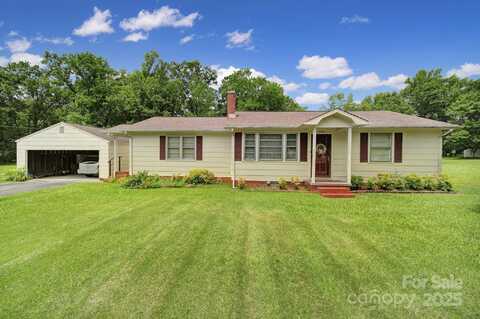 2084 Old Evans Circle, Lancaster, SC 29720