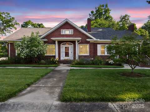 729 Montgomery Avenue, Albemarle, NC 28001