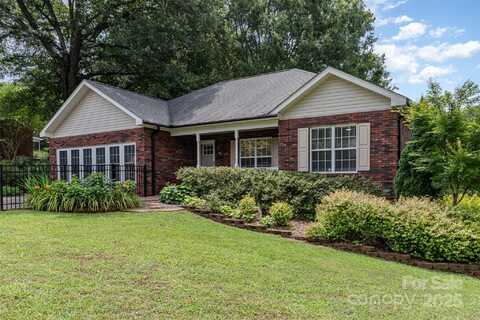 43 Paddington Drive SW, Concord, NC 28025
