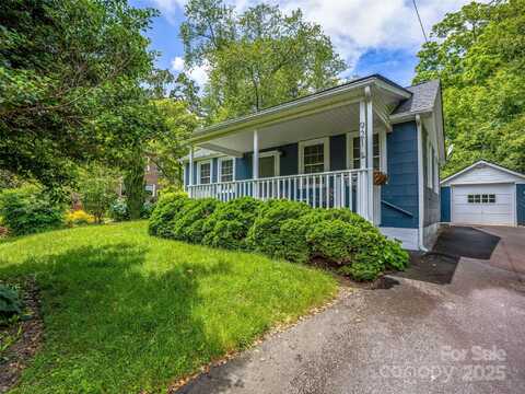 921 Cherokee Drive, Hendersonville, NC 28739