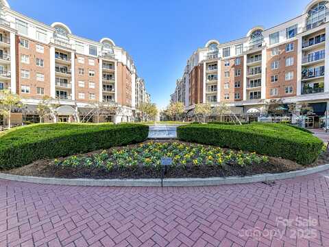 4625 Piedmont Row Drive, Charlotte, NC 28210