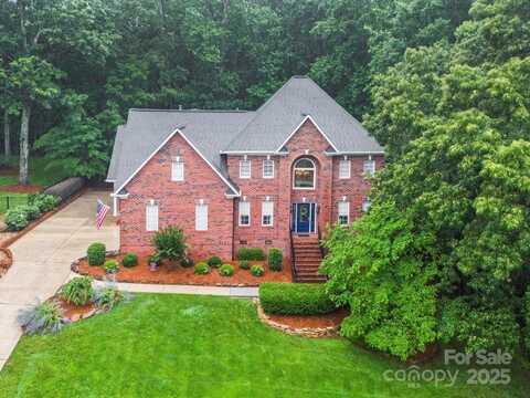 4644 Snow Drive, Harrisburg, NC 28075