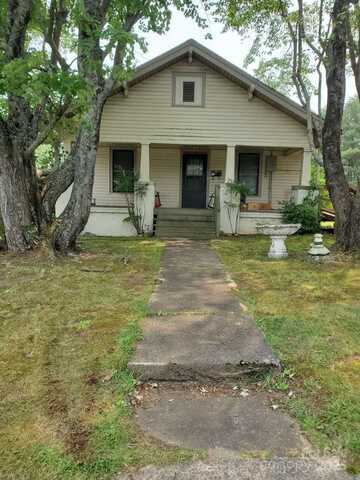 106 Pine Street, Morganton, NC 28655
