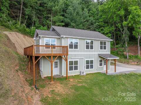 558 Liner Cove Road, Waynesville, NC 28786