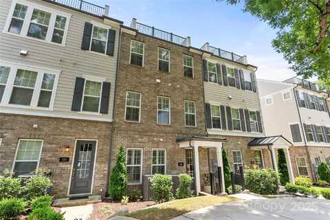 318 N Dotger Avenue, Charlotte, NC 28204