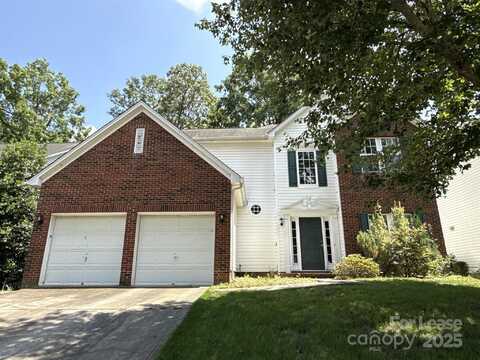 6518 Harburn Forest Drive, Charlotte, NC 28269