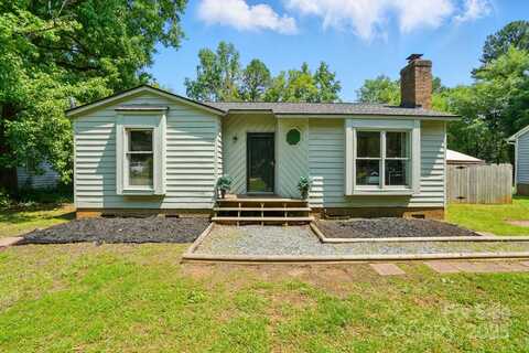 6718 Pueblo Lane, Charlotte, NC 28227