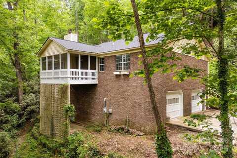 608 Surrey Glen Circle, Hendersonville, NC 28739