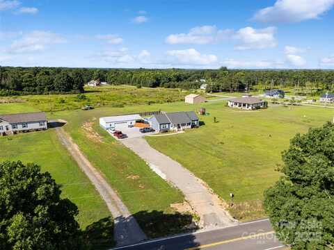 2268 Westbrook Road, Edgemoor, SC 29712
