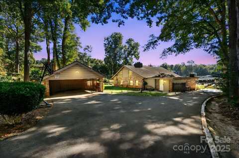 364 Catalina Drive, Mooresville, NC 28117