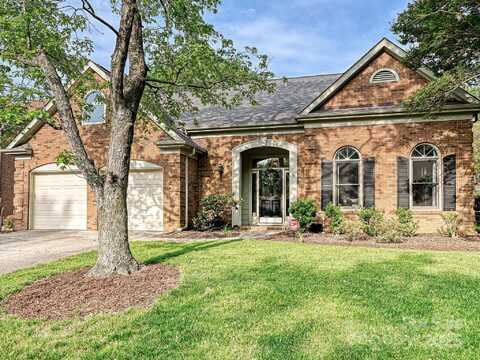 3017 Planters Walk Court, Charlotte, NC 28210