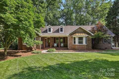 10311 Windtree Lane, Charlotte, NC 28215