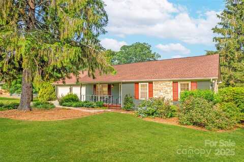 235 Lyndale Road, Hendersonville, NC 28739