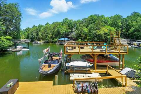 10043 Tepa Place, Tega Cay, SC 29708