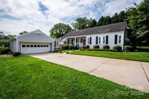 899 Wendover Road, Statesville, NC 28677