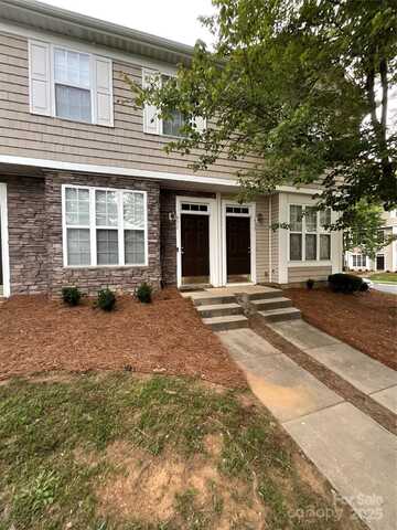 571 Goldstaff Lane, Charlotte, NC 28273