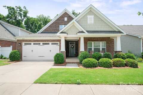 8232 Bretton Woods Drive, Charlotte, NC 28227