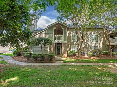 5011 Sharon Road, Charlotte, NC 28210