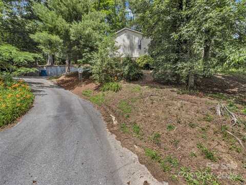 114 Elden Street, Hendersonville, NC 28739