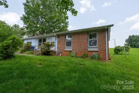 14 Kirby Place, Asheville, NC 28806