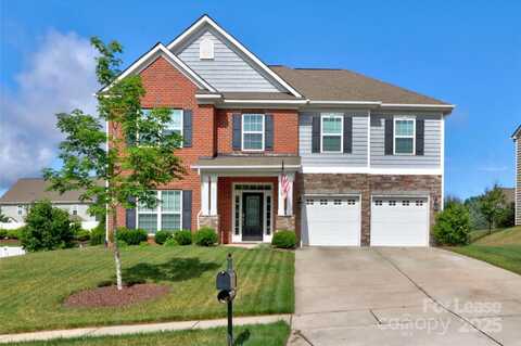 2071 Topaz Plaza, Davidson, NC 28036