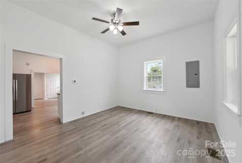 506 N Styers Street, Cherryville, NC 28021
