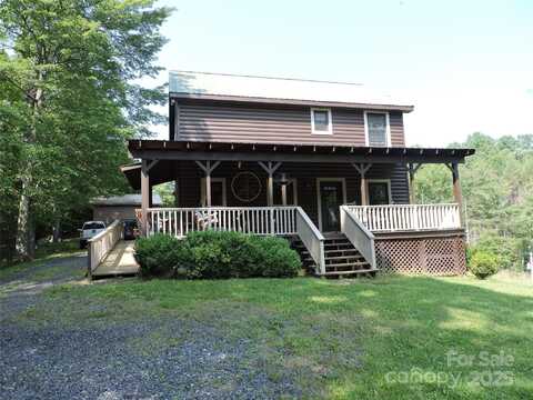 674 Johnson's River Bend Lane, Bakersville, NC 28705