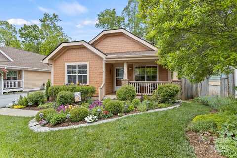 40 Avonlea Lane, Flat Rock, NC 28731