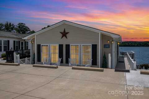 141 Badin Lake Circle, New London, NC 28127
