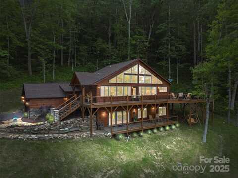 85 Iga Trail, Maggie Valley, NC 28751
