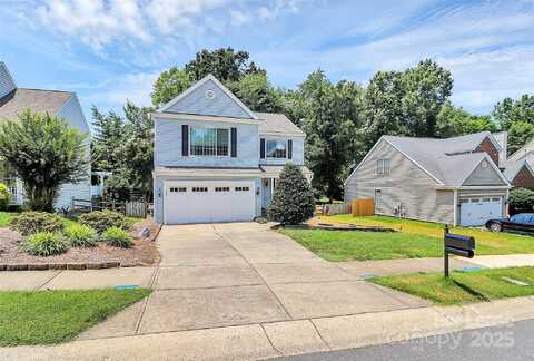 5916 Downfield Wood Drive, Charlotte, NC 28269