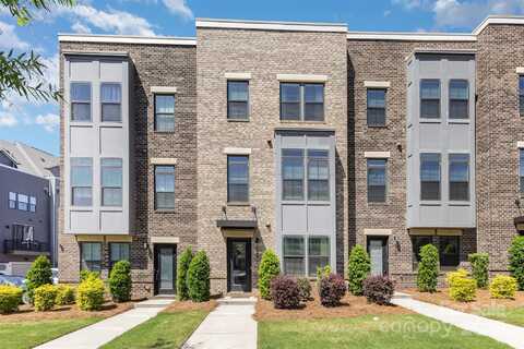 625 Uwharrie River Road, Charlotte, NC 28211